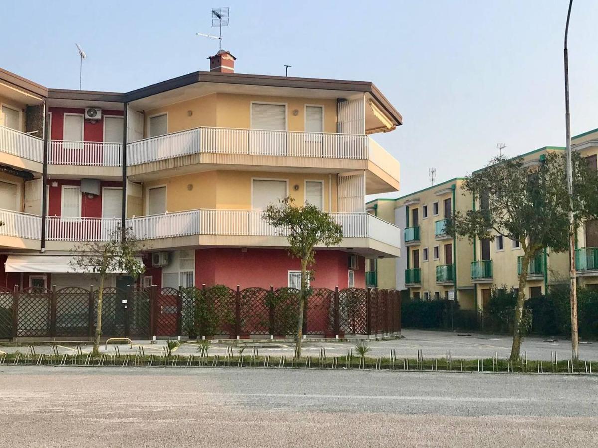 Residence Miriam 2 Бибионе Экстерьер фото