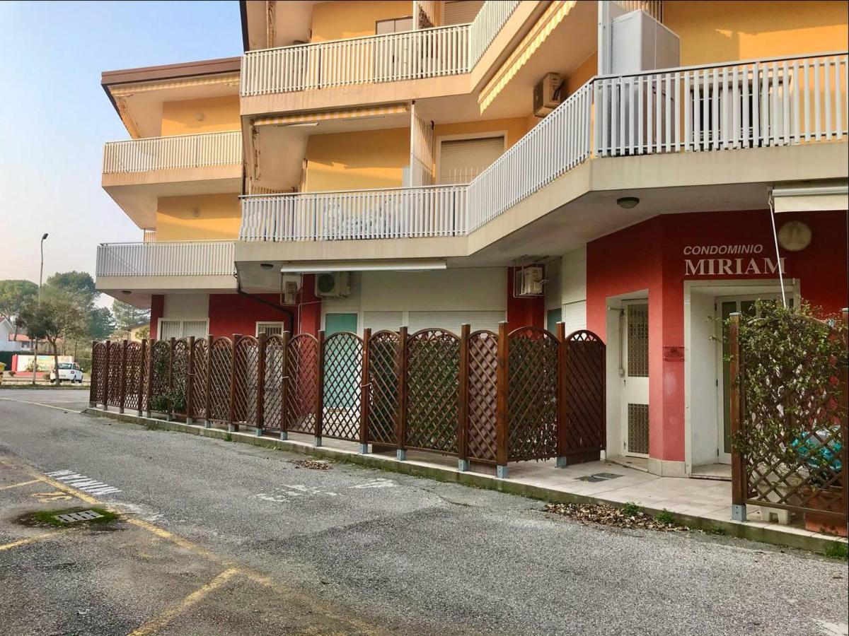 Residence Miriam 2 Бибионе Экстерьер фото